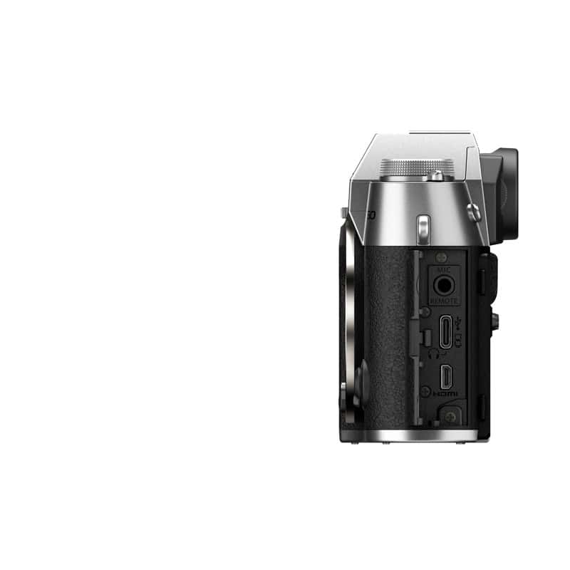 Fujifilm X-T50 Gehäuse silber, seitliche Ansicht, kompakt und modern.